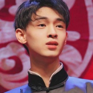 娱乐吃瓜酱秦霄贤不认字,娱乐圈的“吃瓜”瞬间